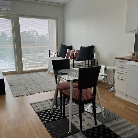 Modern Apartment Nearby Airport 2 반타 외부 사진